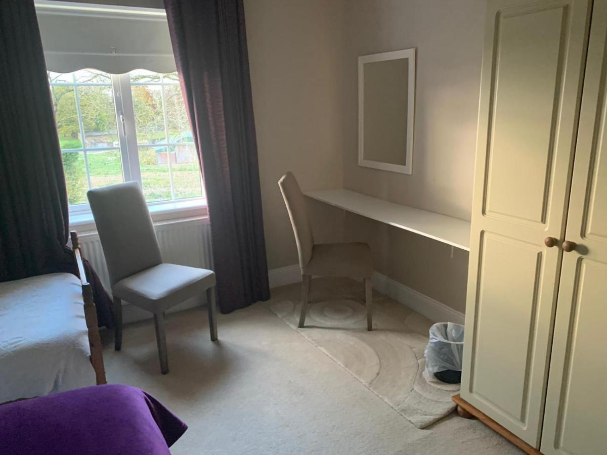 The Curragh Country House Accommodation Newbridge  Ngoại thất bức ảnh