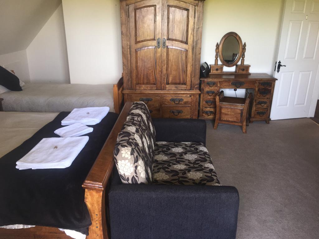The Curragh Country House Accommodation Newbridge  Ngoại thất bức ảnh